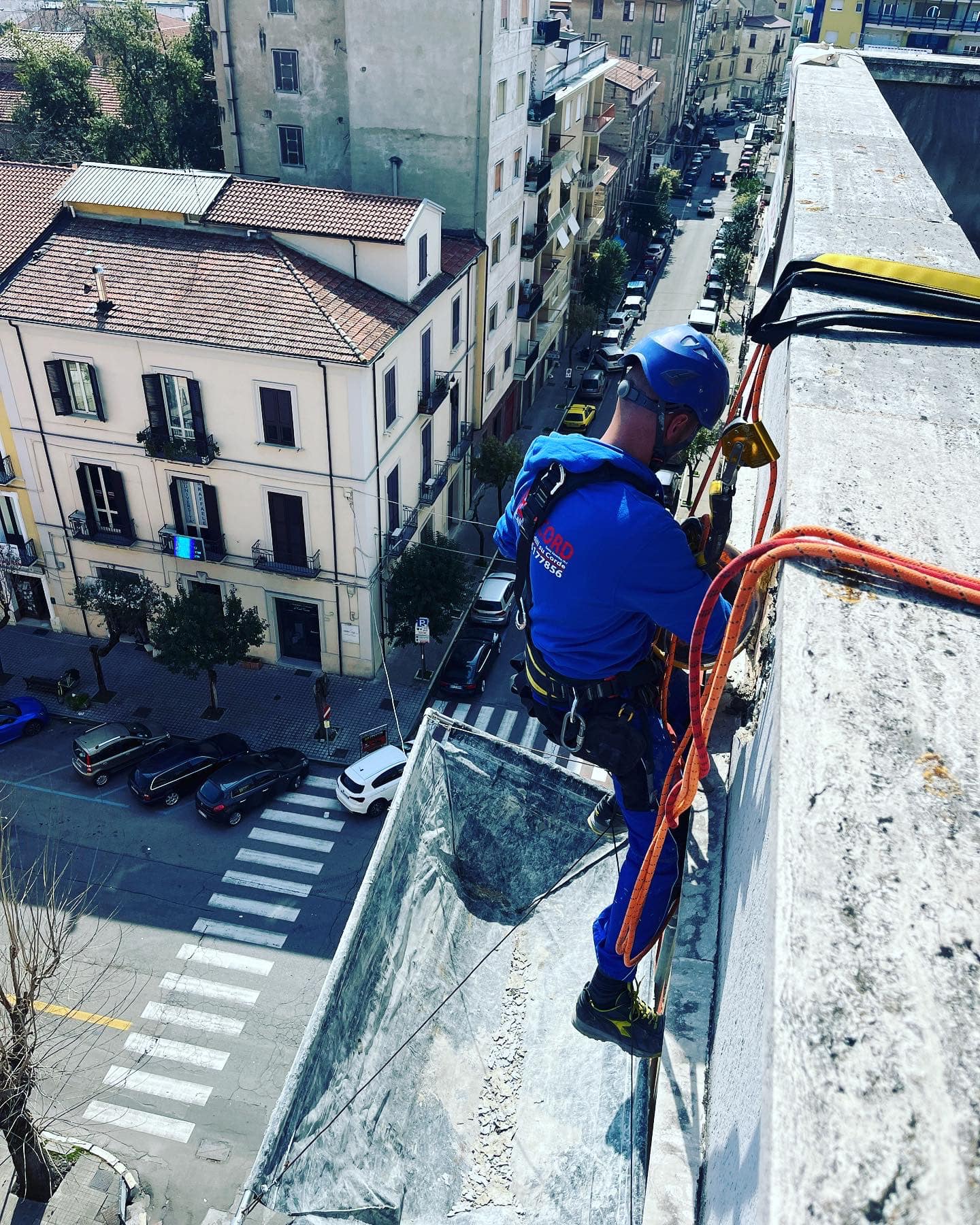 Edilcord, edilizia acrobatica, Lavoro in quota